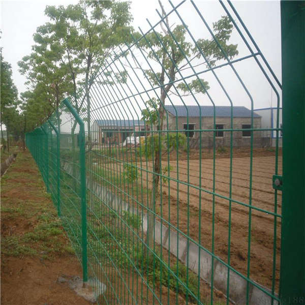 体育场框架围栏网 厂区休闲区防护网 铁丝包塑PVC勾花网